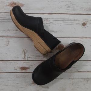 Dansko Professional Oiled Leather Black Clogs